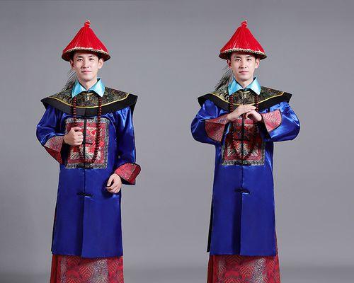 《玩转一品大臣，成为卓越的皇室顾问》（用策略与智慧，建立辉煌王朝）